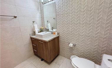 Venta de apartamento en Playa Escondida Colon