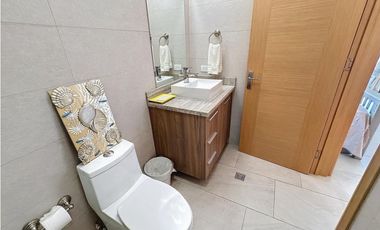 Venta de apartamento en Playa Escondida Colon