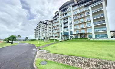 Venta de apartamento en Playa Escondida Colon