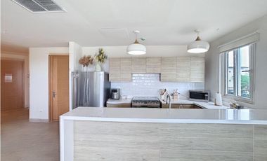 Venta de apartamento en Playa Escondida Colon