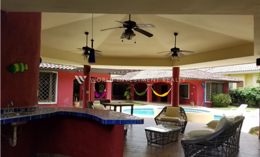 SE VENDE CASA EN CORONADO GOLF