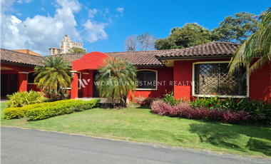 SE VENDE CASA EN CORONADO GOLF