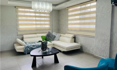 Venta de Casa en Villas del Golf Chitré