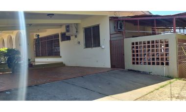 Se vende Casa en el Vigía de Chitré Herrera