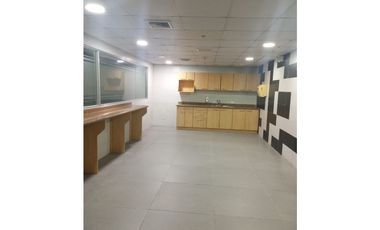 Oficina en venta o alquiler en Costa del Este