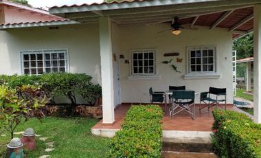 Duplex de 2 habitaciones con fabulosas vistas a la montaña!