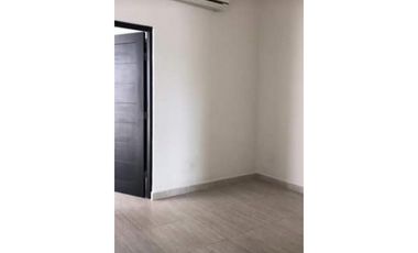 ALQUILO CASA EN PANAMA PACIFICO, 275M2, 3 RECAMARAS, LINEA BLANCA.