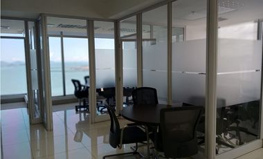 ALQUILO OFICINA EN AVE, BALBOA, 200M2, AMOBLADA, VISTA PANORAMICA.