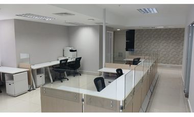ALQUILO OFICINA EN AVE, BALBOA, 200M2, AMOBLADA, VISTA PANORAMICA.