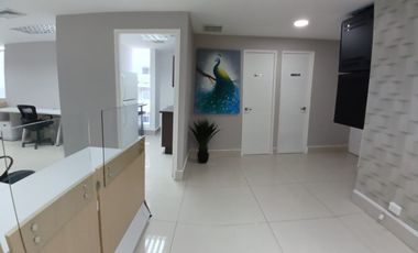 ALQUILO OFICINA EN AVE, BALBOA, 200M2, AMOBLADA, VISTA PANORAMICA.