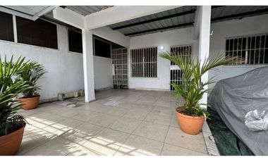 CASA EN VENTA- RESIDENCIAL LAS AMERICAS, LAS MAÑANITAS