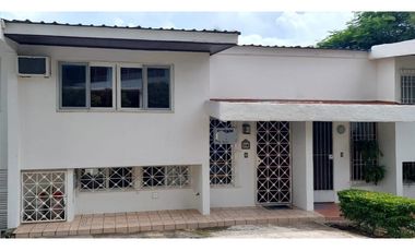 SE VENDE CASA DE PLAYA - CORONADO