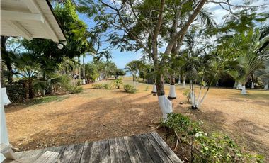 Vendo villa de lujo frente al mar en Destiladeros, Pedasi.