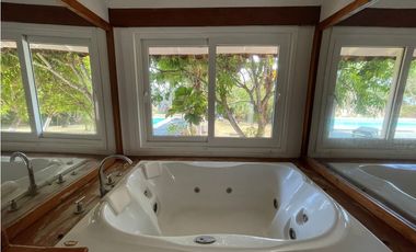Vendo villa de lujo frente al mar en Destiladeros, Pedasi.