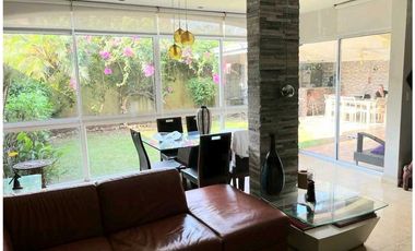 Venta de casa en Versalles