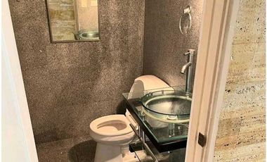 Venta de casa en Versalles