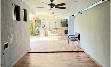 Venta de casa en Versalles