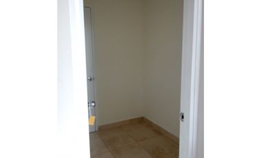 VENDO APARTAMENTO EN SAN FRANCISCO, 2 RECAMARAS, 95M2, CON BALCON.