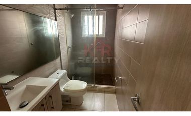 RESERVA DE VERSALLES CASA UNIFAMILIAR MODDLO LYON DE ESQUINA