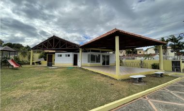 Venta de casa en Villas de Cerro Lindo, San Miguelito