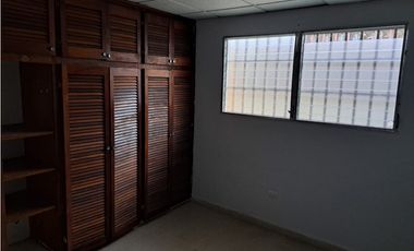 ALQUILER DE CASA EN NUEVO ARRAIJN