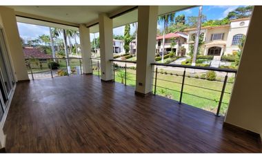 Bello apartamento en Howard - Panama Pacífico !!