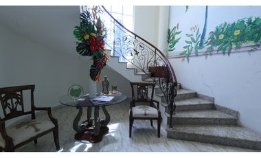 Venta de casa de playa en Coronado, Club de Golf.