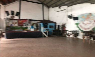 VILLA LUCRE - VENDO LOTE COMERCIAL