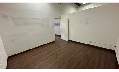 ALQUILER DE OFIDEPOSITO EN EL CENTRO DE LA CIUDAD $1,250 MENSUAL