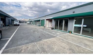 ALQUILER DE OFIDEPOSITO EN EL CENTRO DE LA CIUDAD $1,250 MENSUAL