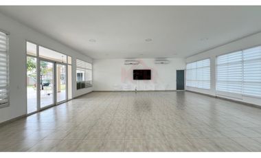 VENTA DE CASA EN COSTA SUR, VILLA VALENCIA, 4 RECMARAS, $348,000