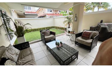 VENTA DE CASA EN COSTA SUR, VILLA VALENCIA, 4 RECMARAS, $348,000