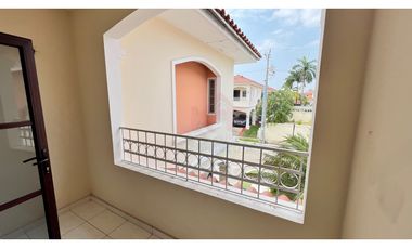 VENTA DE CASA EN COSTA SUR, VILLA VALENCIA, 4 RECMARAS, $348,000