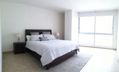 ALQUILO APARTAMENTO AMOBLADO EN MARBELLA, 3 RECAMARAS, 265M2.