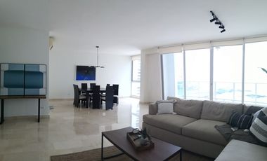 ALQUILO APARTAMENTO AMOBLADO EN MARBELLA, 3 RECAMARAS, 265M2.