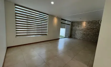 Casa en renta en Valle Imperial, Zapopan, Jalisco