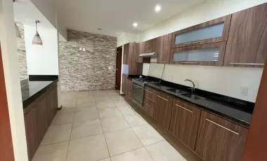 Casa en renta en Valle Imperial, Zapopan, Jalisco