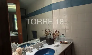 Casa en venta en Lomas de Tecamachalco Sección Bosques I y II, Huixquilucan, México