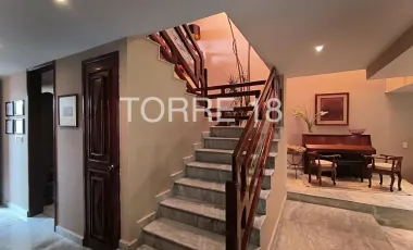 Casa en venta en Lomas de Tecamachalco Sección Bosques I y II, Huixquilucan, México