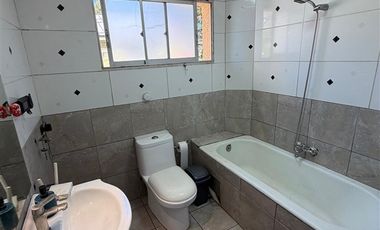 Casa en Venta en AMALIA ERRAZURIZ CON MAGDALENA VICUÑA