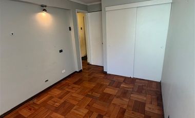 Casa en Venta en AMALIA ERRAZURIZ CON MAGDALENA VICUÑA
