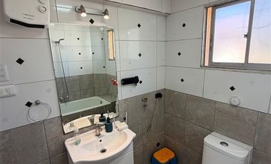 Casa en Venta en AMALIA ERRAZURIZ CON MAGDALENA VICUÑA