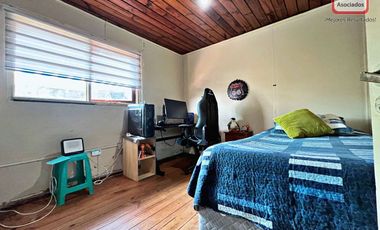 Quilpué: 1.400 m² con Amplio Uso de Suelo | Ideal Comercial