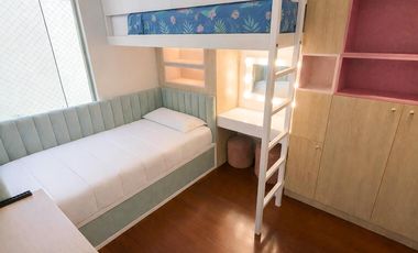 Dúplex de lujo en venta en Miraflores – 4 dormitorios con salida directa a parque