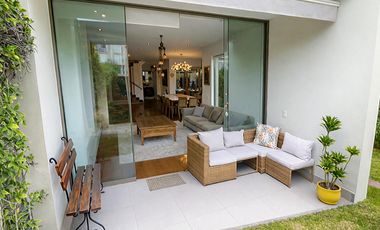Dúplex de lujo en venta en Miraflores – 4 dormitorios con salida directa a parque