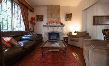 Casa 3 pisos para remodelar 352m2