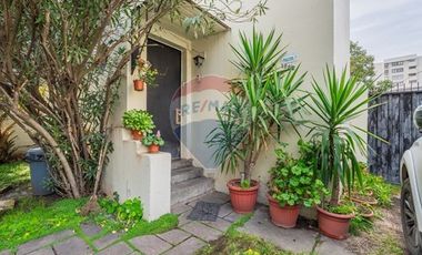 Casa 3 pisos para remodelar 352m2