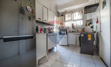 Casa 3 pisos para remodelar 352m2