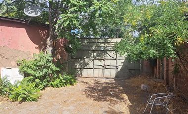 Sitio en Venta en Entre calle Yungay y Av. Mapocho