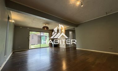 Casa en Venta en COD39808 Av. Las Encinas sector residencial